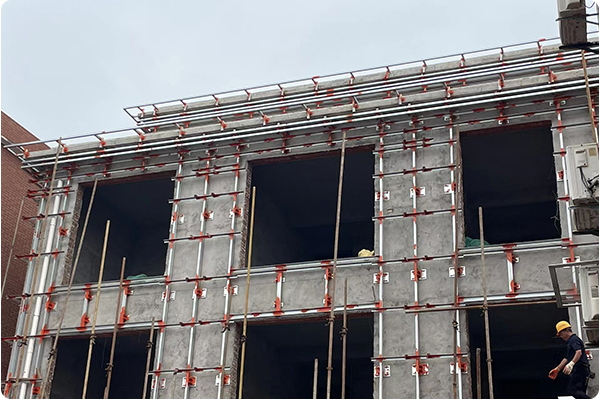 骨架和连接件的固定