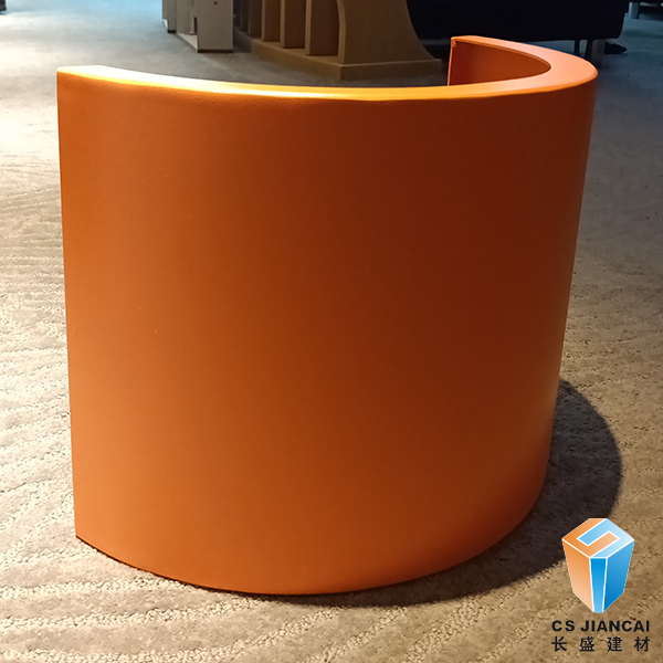 包柱铝单板侧面