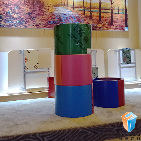 包柱铝单板组装