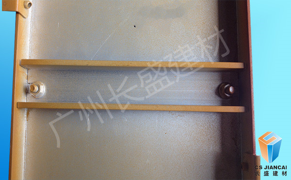 仿木纹铝单板加强筋产品实拍图