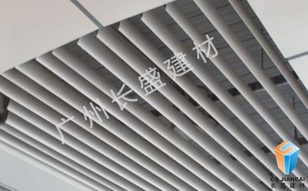 v型铝挂片室内吊顶安装实拍图