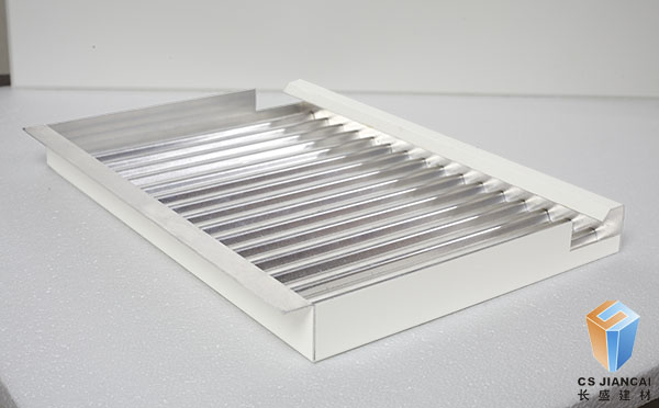 亚光白瓦楞铝板吊顶