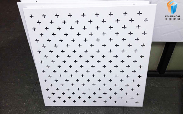 十字冲孔吸音铝扣板
