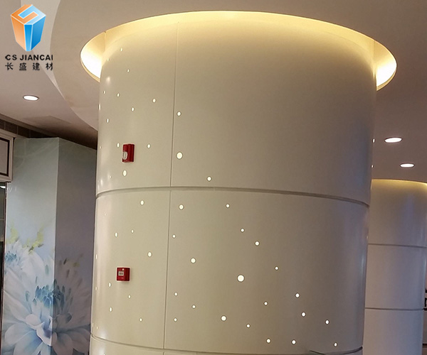 冲孔包柱铝单板装饰效果